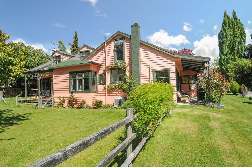 The Ferry Bed & Breakfast Queenstown Exterior photo