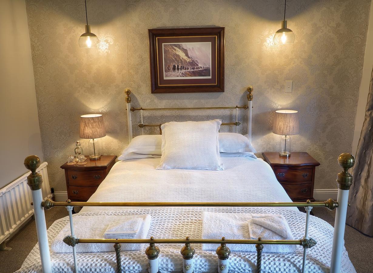 The Ferry Bed & Breakfast Queenstown Exterior photo