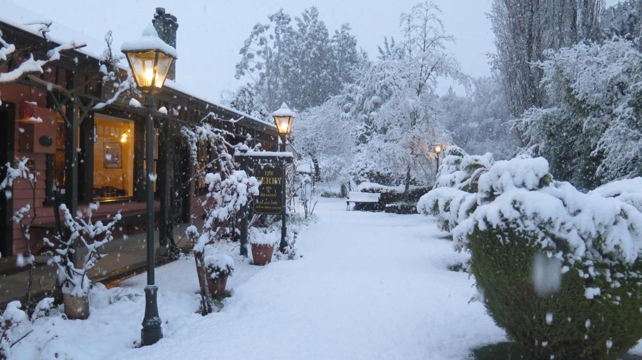 The Ferry Bed & Breakfast Queenstown Exterior photo